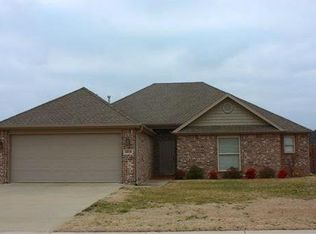 6018 S 36th St, Rogers, AR 72758