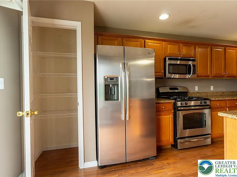 4136 Coleman St — Photo 15