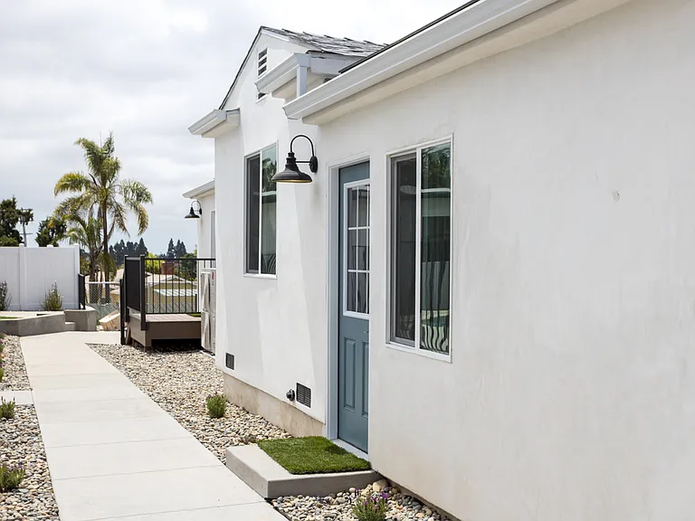 5855 Pawnee Dr #D — Photo 1