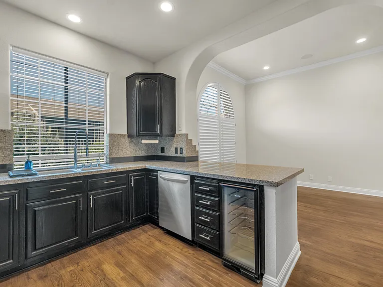 14234 Dickens St #3 — Photo 9