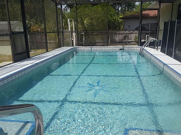 2nd image of 873 Dolphin Ave