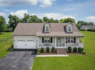 4037 Elwin Dr, Cookeville, TN 38506