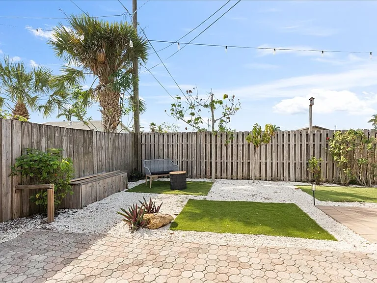1332 Granada Blvd — Photo 34
