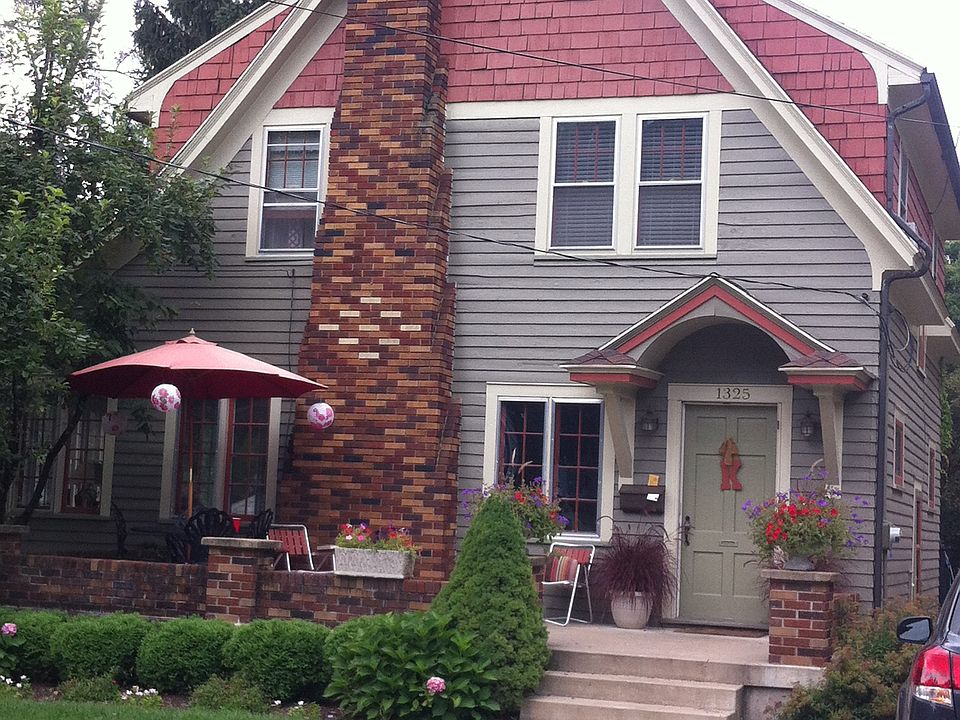 1st image of 1325 Benjamin Ave SE