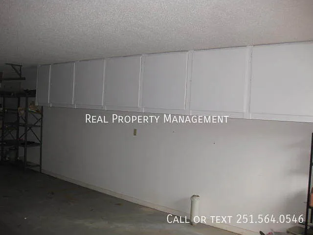 420 Lakeview Dr W — Photo 8