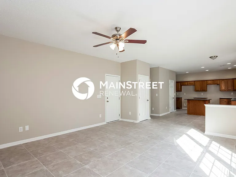 2728 Highland Park Dr — Photo 3