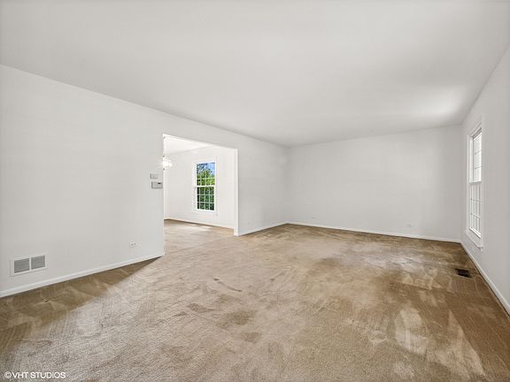 4th image of 1821 S Highland Ave