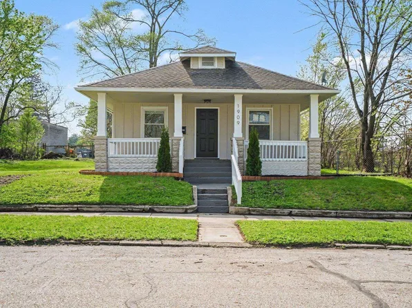 1909 S Lafayette Blvd, South Bend, IN 46613