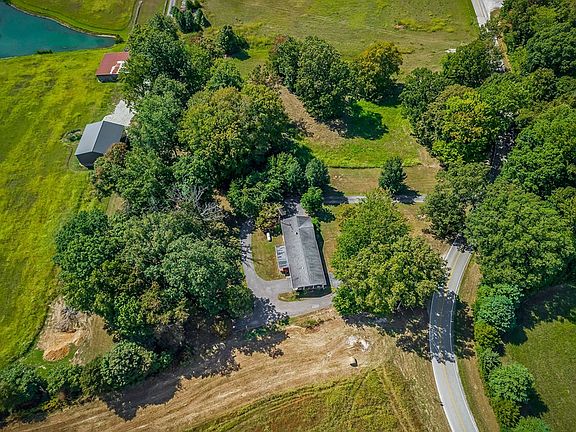 3rd image of 5036 Pendergrass Rd