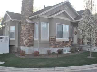 658 S Clearwater Falls Dr, Layton, UT 84041