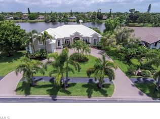 2117 Imperial Golf Course Blvd, Naples, FL 34110