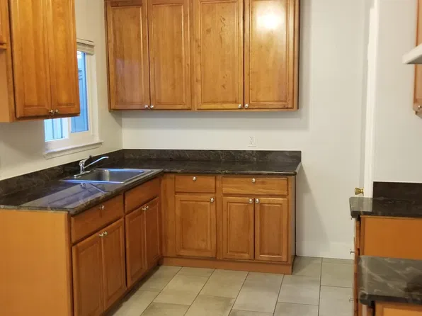 2227 Warner Ave, Oakland, CA 94603