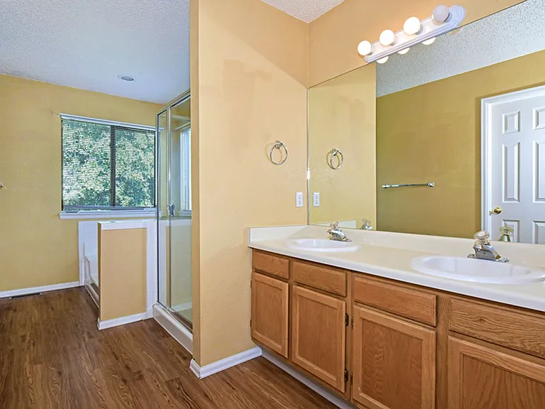 8380 Wilmington Dr — Photo 15