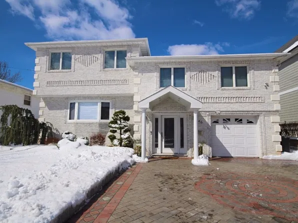 46 Durgess St, Staten Island, NY 10304