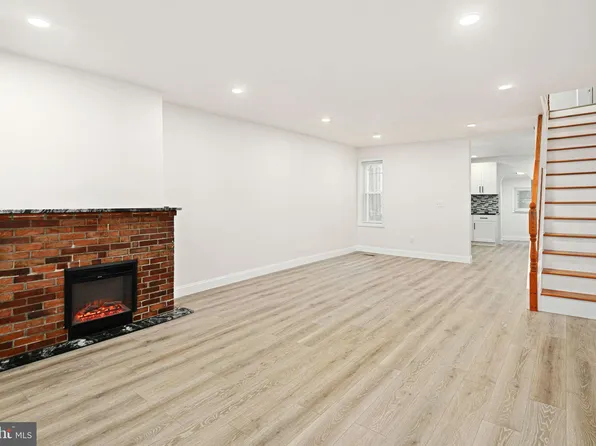 2010 S 64th St, Philadelphia, PA 19142