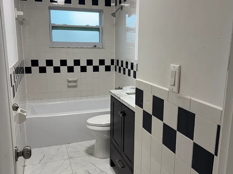 37253 Westview Ave — Photo 2