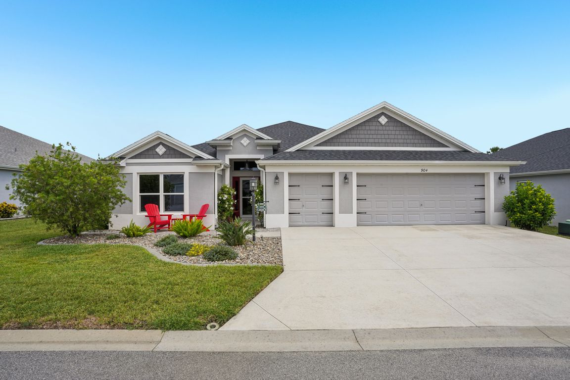 Beautiful Curb appeal