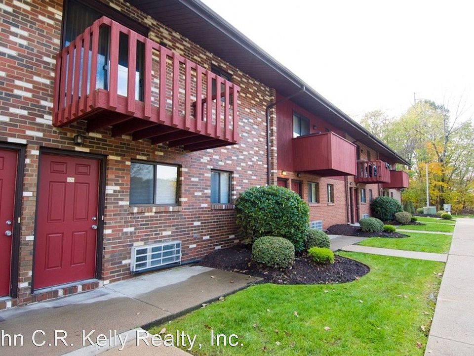 1st image of 100 Hunter Garden Ct #124