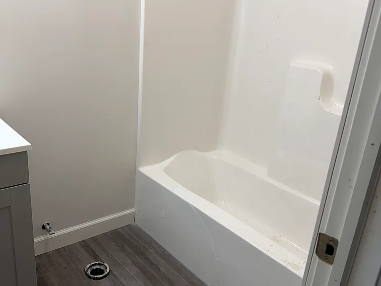 14 W Bluff St #18 — Photo 7