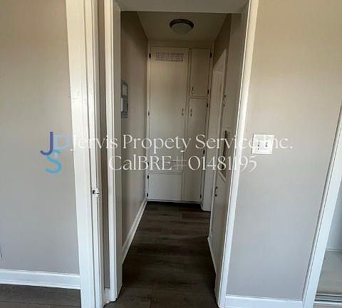 3rd image of 7116 Hood Ave #C