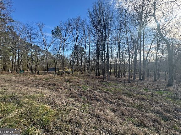 2nd image of 373 Thompson Ln
