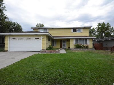 490 Steffanie Way, Sparks, NV, 89431