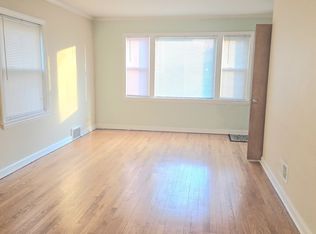 2724 W Gregory St #1, Chicago, IL 60625