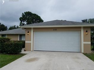 318 SW Eyerly Ave, Port Saint Lucie, FL 34983
