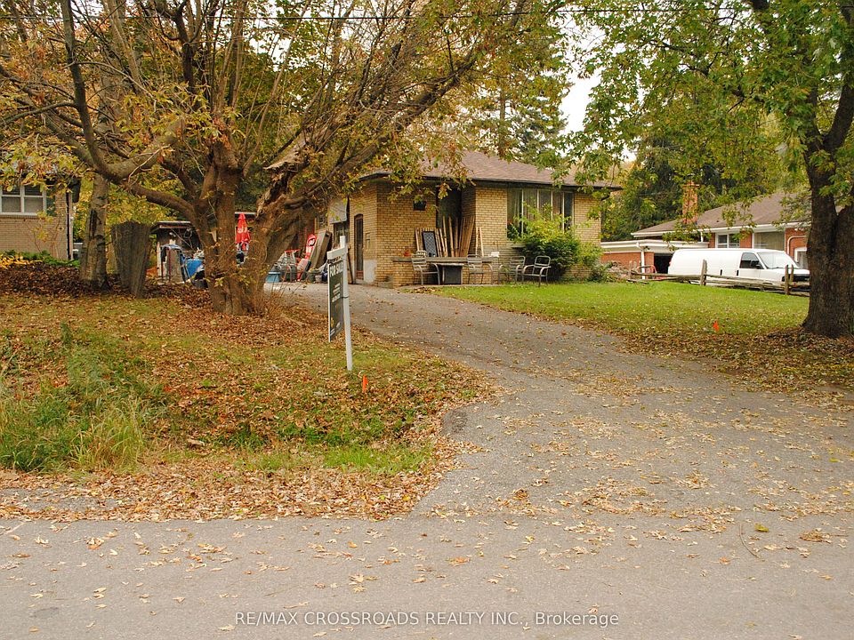 1st image of 242 Island Rd