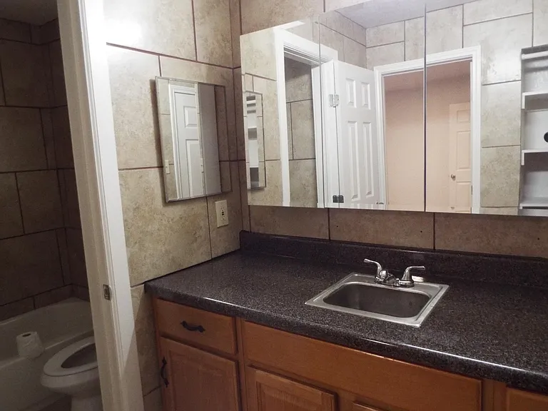 2519 Hicks Ave #2 — Photo 20