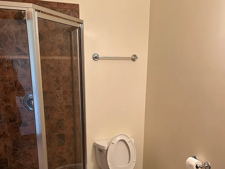 116 N Main St #5 — Photo 5