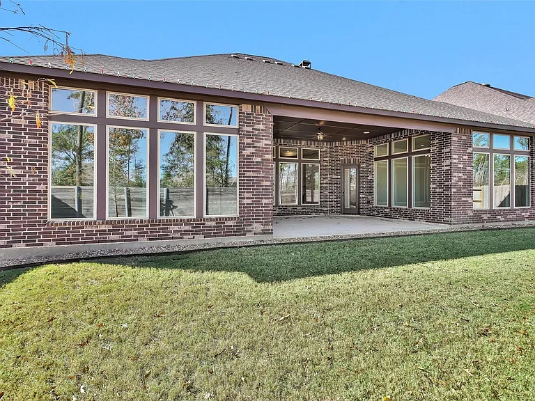 17339 Camillia Trails — Photo 45