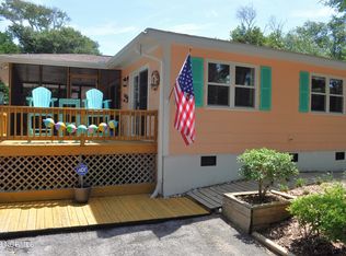 118 Stuart Ave, Emerald Isle, NC 28594