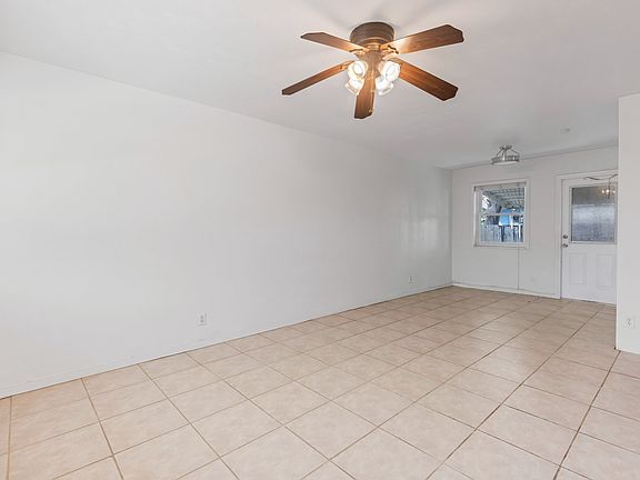 5th image of 2738 Fillmore St APT 10W
