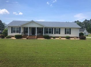 196 Country Club Rd, Emporia, VA 23847