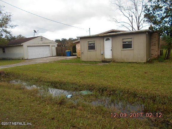 4th image of 1838 Riverview St
