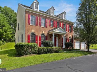 8927 Falls Farm Dr, Potomac, MD 20854