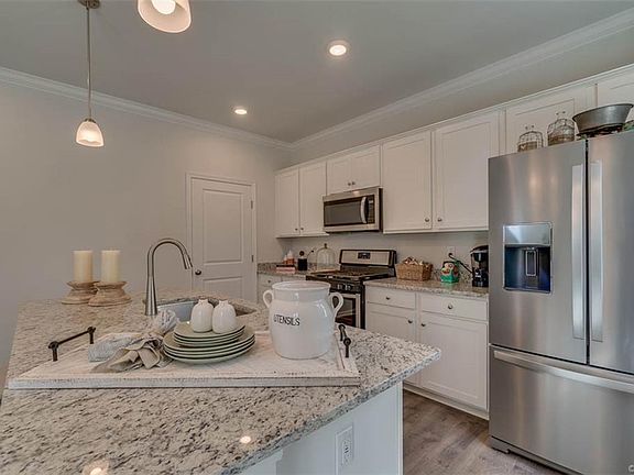 4th image of 6524 Greyhaven Dr
