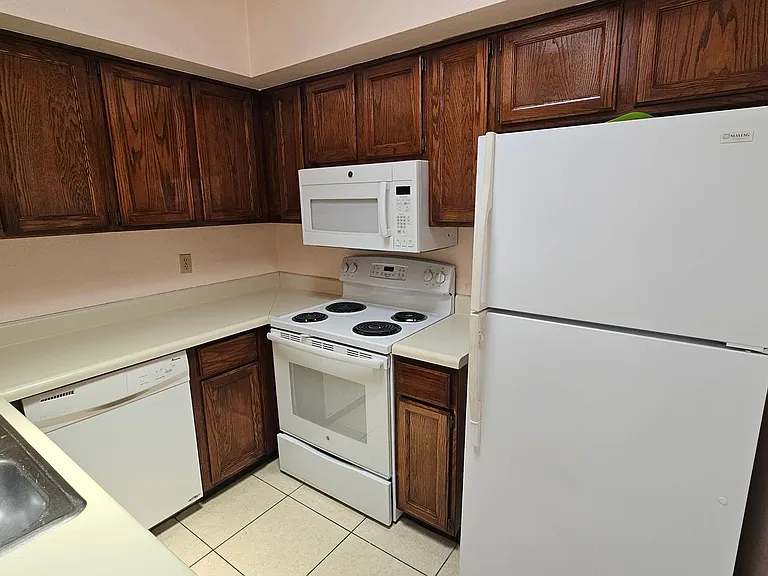 5945 E Sun County Blvd — Photo 3
