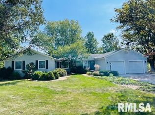 10185 N 600th Rd, Macomb, IL 61455