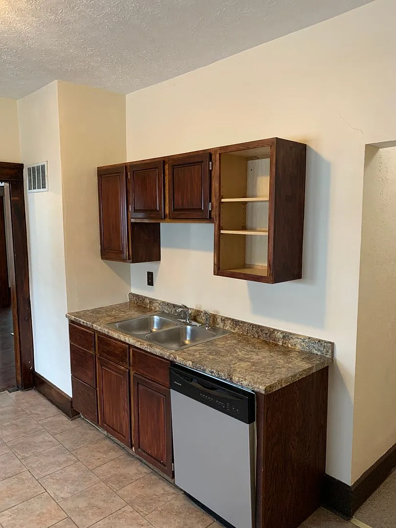 Great 4 Bed Home! Charming Original Wood Features! (can house 5) **August 2027** — Photo 4