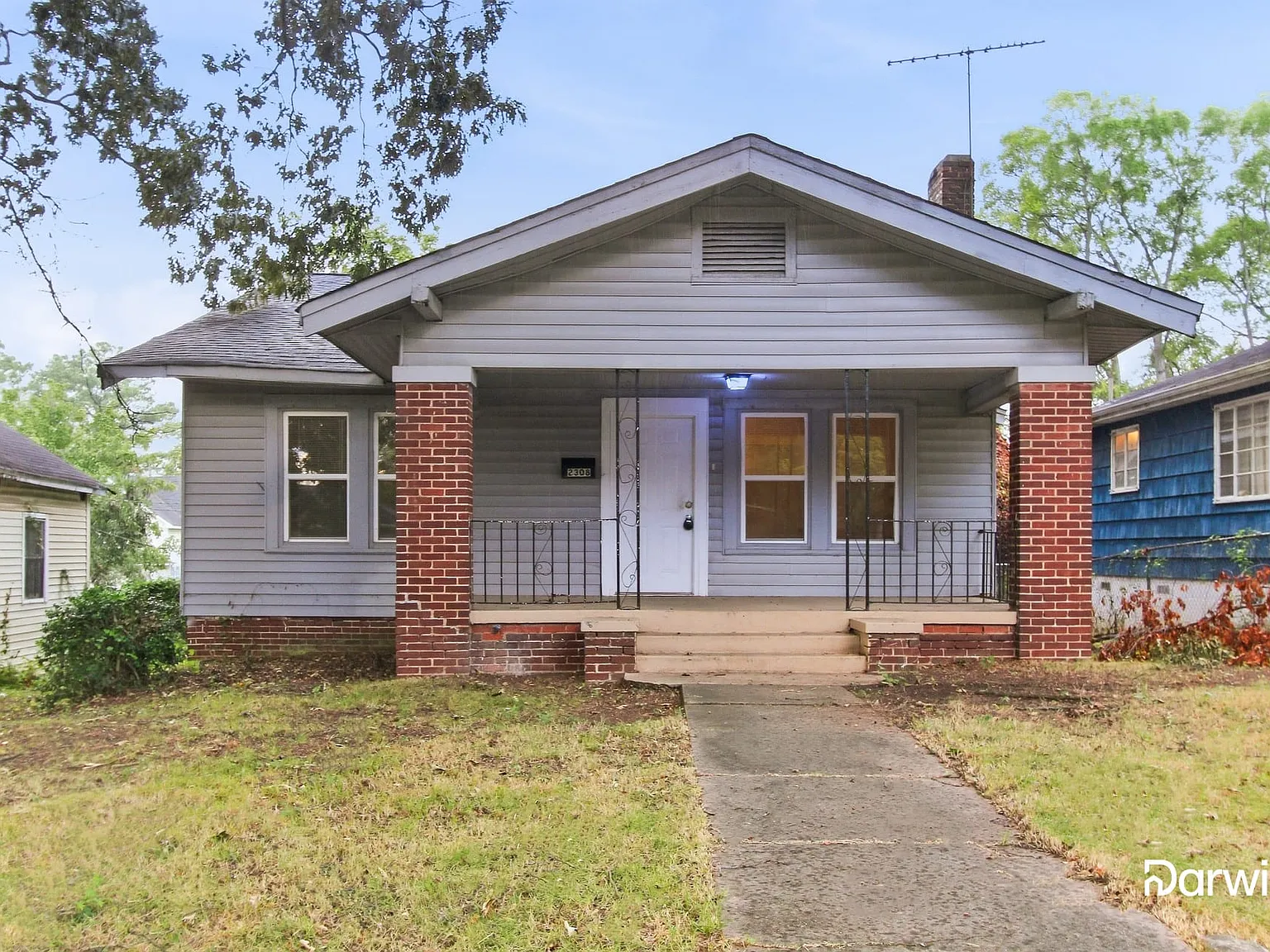 2 bed, 1.0 bath, 1120 sqft, $905 — Photo 2