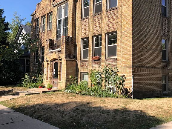 2nd image of 3200 Oakland Ave APT 9