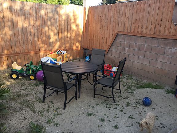 5th image of 7632 De Soto Ave