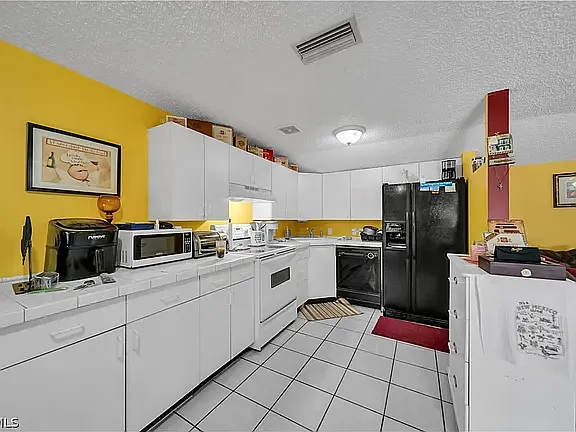 182 W Mariana Ave — Photo 4
