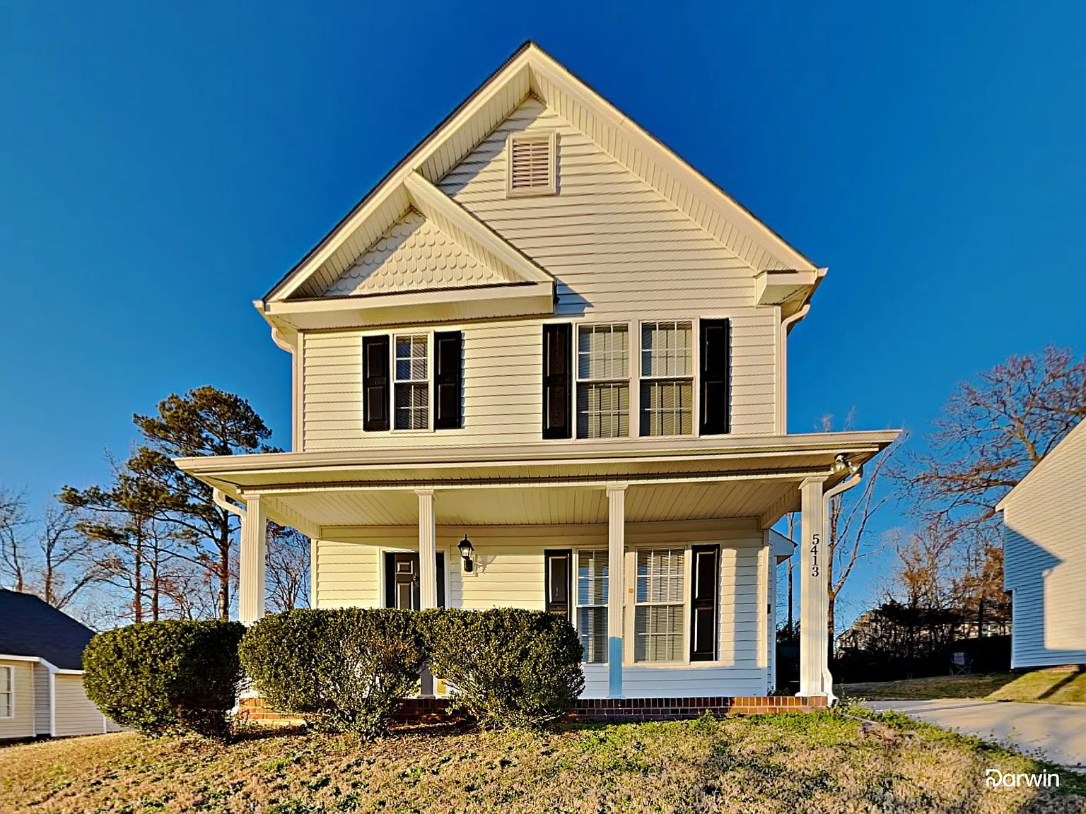 3 bed, 2.5 bath, 1306 sqft, $1,720 — Photo 1