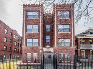 136 E 155th St #404, Harvey, IL 60426