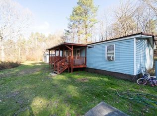 92 Dolphin Dr, Cartersville, GA 30121