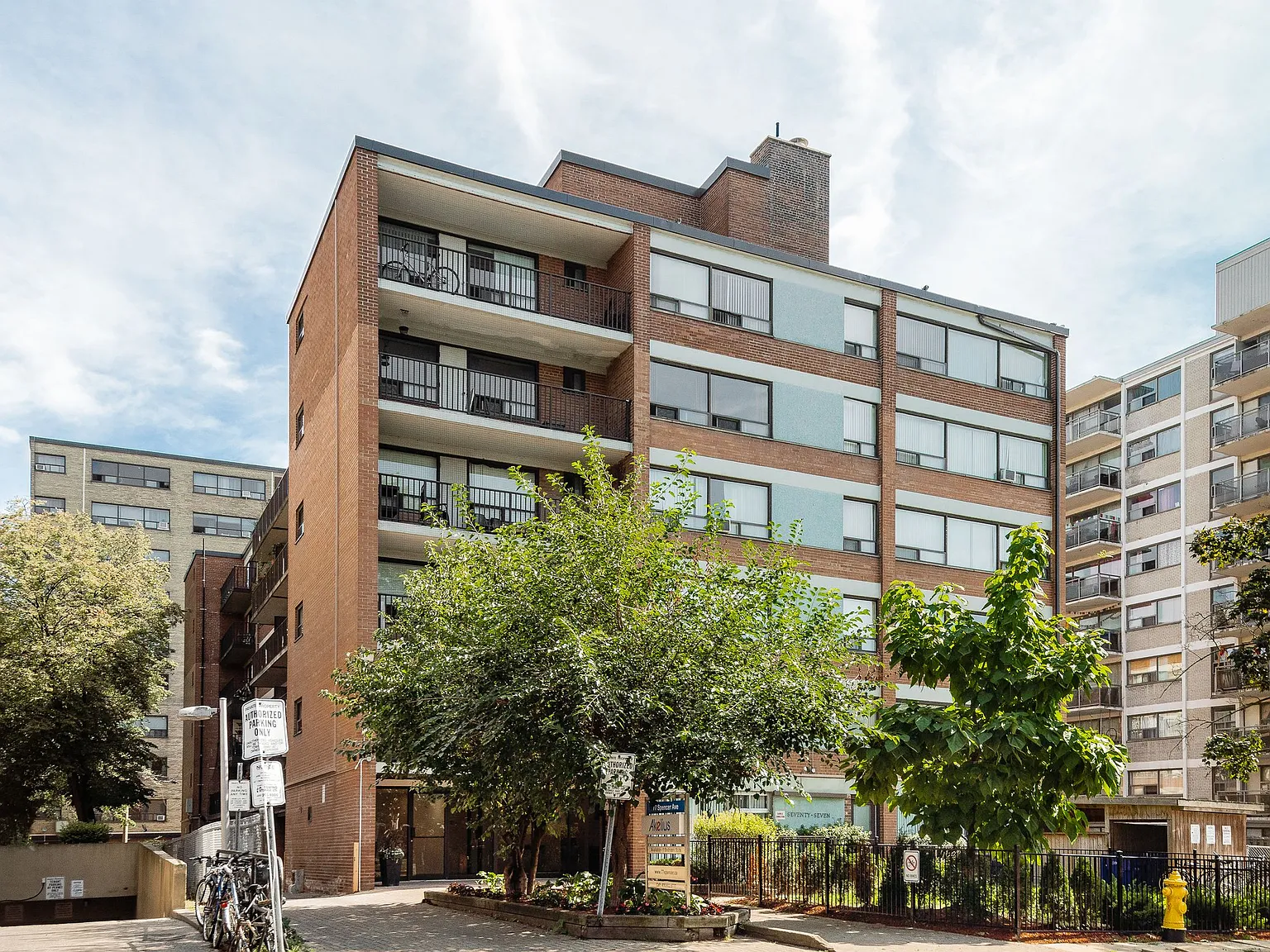 77 Spencer Avenue — Photo 3