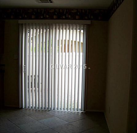 4th image of 8265 New Leaf Ave